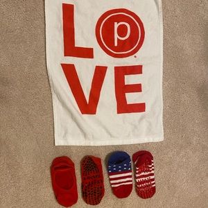 Size small July 4th Pure Barre pack 🇺🇸